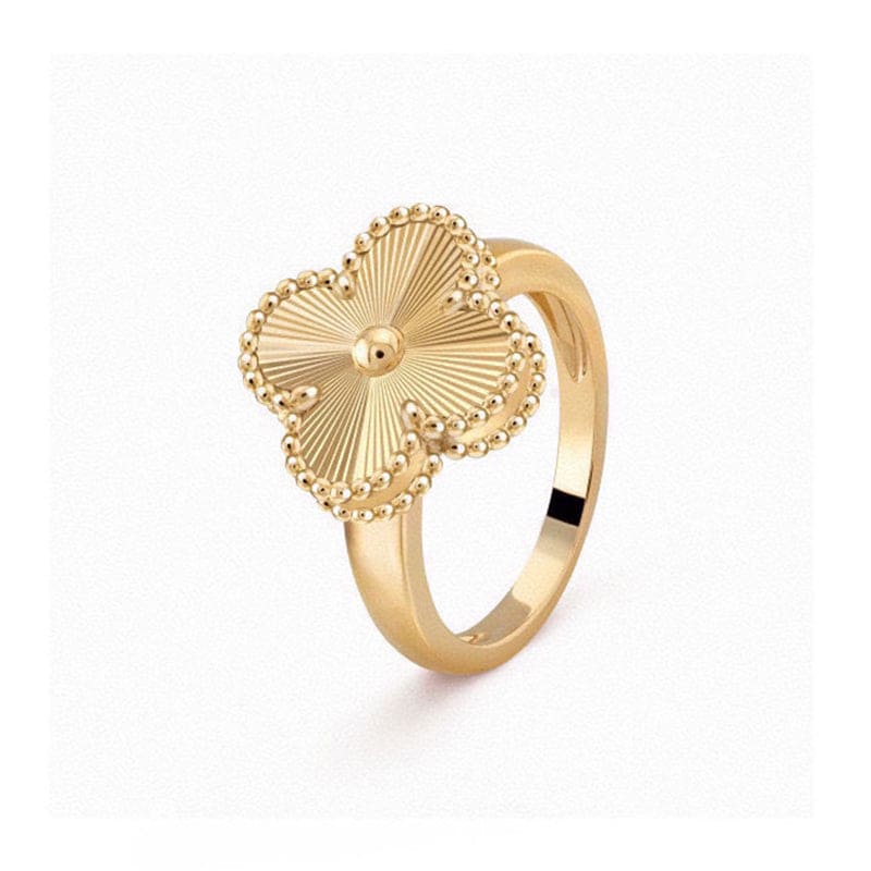 Van Cleef & Arpels Guilloche Vintage Alhambra Ring